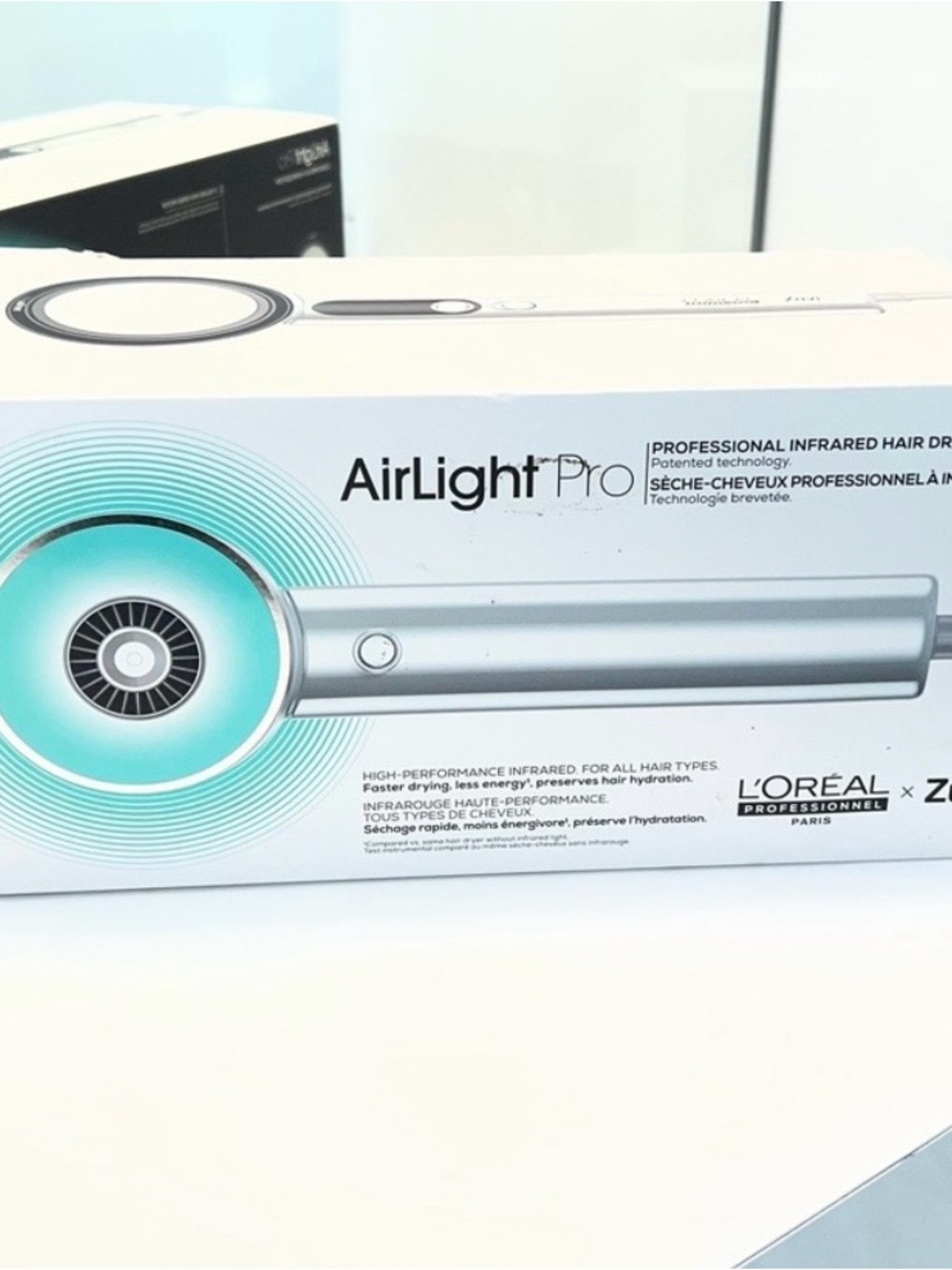 L'Oreal AirLight Pro Hair Dryer - Silver with Teal Accent